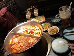 -湊湊火锅·茶憩(新中关购物中心店)