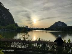 -星湖旅游景区七星岩