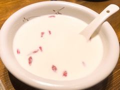 水果牛奶-三姐妹餐厅(曲江店)