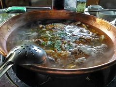 -朝伟清真铜瓢牛肉馆(三十年老·店)