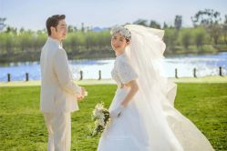 -挪娅婚纱摄影皇家会所