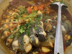 -刘姐啤酒鱼民族演艺餐厅(西街总店)