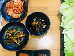 -肉甲韩国木炭烤肉(新壹街1店)