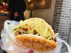 -三兄弟高炉烧饼