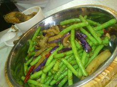 -新一家农家菜(华景新城店)