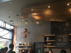 星巴克&nbsp;全黑围裙店(太古里店)-星巴克(成都太古里二店)