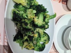 -顺风汤馆·广府粤菜(江宸天街店)