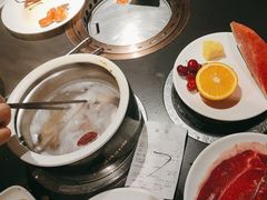 -钱小奴海鲜自助黑金店(杭州滨江龙湖店)