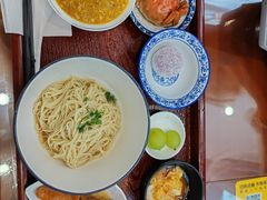 -百年老字号·观振兴蟹黄面·三虾面·苏式面(观前街富仁坊巷店)