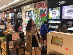 -日上免税店(三径路t3店)