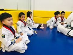 -金载勋跆拳道场(玲东花园店)