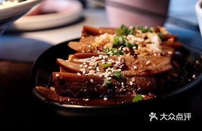 Sichuan-style Braised Lotus Root