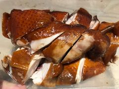 豉油鸡至岩-西华美食•老广烧腊(百灵路店)
