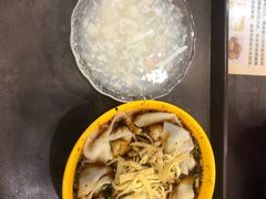 三鲜馄饨-毛华美食(清扬路店)