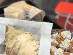 -OUR Bakery(中海环宇荟店)