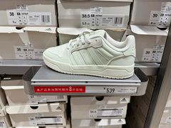 -NIKE上海青浦优选体验店