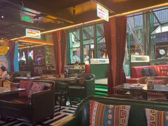 -Famous肥猫墨西哥音乐餐吧(五棵松华熙LIVE店)