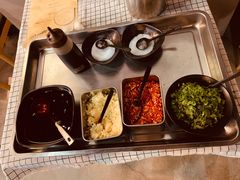 油碟-怂嘴冷锅串串&乐山烧烤(中赢康康谷店)