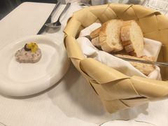-LESCEDARS  Bistro香柏树(外滩店)