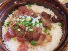 特色腊味煲仔饭-百年果林椰子鸡(中洲店)