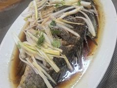 -微山岛春天里酒家