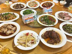 -荣生萝卜汤饭店