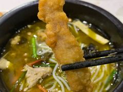 青花椒酸汤过桥米线-官人桥番茄米线(温江行署店)