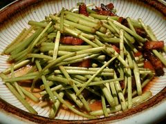 -洞庭土菜小炒馆(易发广场店)