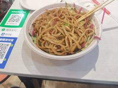 -黑八私房老北京炸酱面