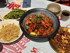 -肥肥虾庄·金牌油焖大虾(汉街SKP店)