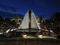 -海南清水湾莱佛士酒店