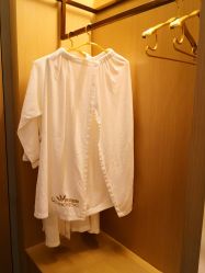 -香港倾城国际·美容美体中心