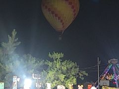 -百里峡七彩艺术小镇