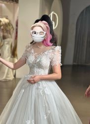 -艾米丽婚纱礼服