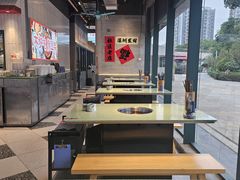 -憨铁匠老火锅(龙岗万科里店)