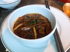 沙蒜烧豆面-新荣记(BFC外滩金融中心店)
