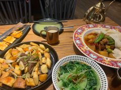 -塔哈尔·新疆盛宴(城西银泰店)