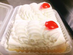 鲜奶小方蛋糕-红宝石·鲜奶小方(莘庄店)
