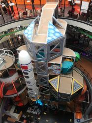 点击看大图 -嗨翻Hi-Fun竞技主题乐园·蹦床团建生日聚会(五棵松华熙店)