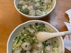 鲜肉小馄饨-梦花街馄饨店(中华苑店)