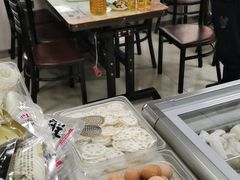 -荣吉招牌自助骨头锅(顾乡店)