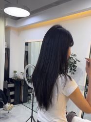 -V7 HAIR SALON