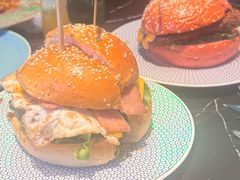 -DEEP·美式餐吧(五棵松华熙LIVE店)