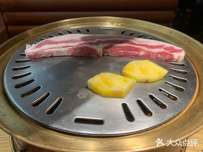 西塔老太太泥炉烤肉(虹桥南丰城店)图片