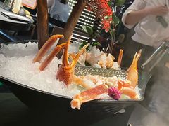 -蟹犇前•帝王蟹雪蟹(陆家嘴店)