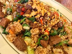 火山牛肉炒饭-玛格萝妮比萨屋(陆家浜路店)