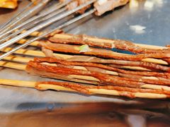 -三个大叔烤羊肉串·歌手驻唱·碳烤鲜肉(西三旗店)