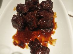 越式牛仔粒-新吉士·上海菜(浦东LCM置汇旭辉店)