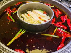 -晓宇重庆火锅(龙首店)