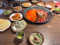 -萍姐火锅·公路夜市(武汉首店)